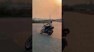 Cornering …🤩🤩🤩 #automobile #bike #youtubeshorts #tiktok #shorts