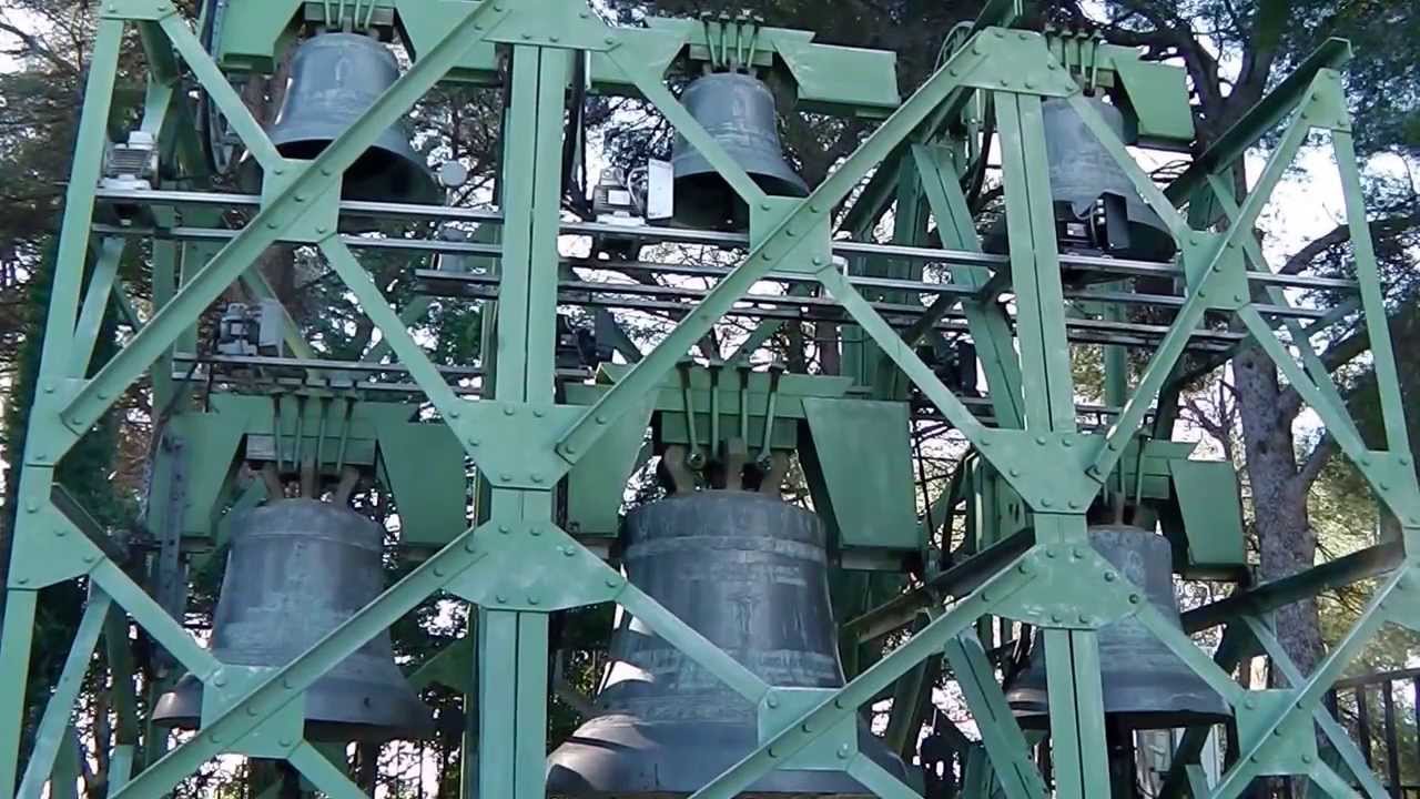 Angelus carillonné au sanctuaire Notre-Dame de Santa-Cruz de Nîmes