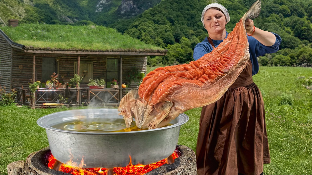 Deep-Frying Fresh Fish after Ice-Aged Slumber! The Crunch Says It All