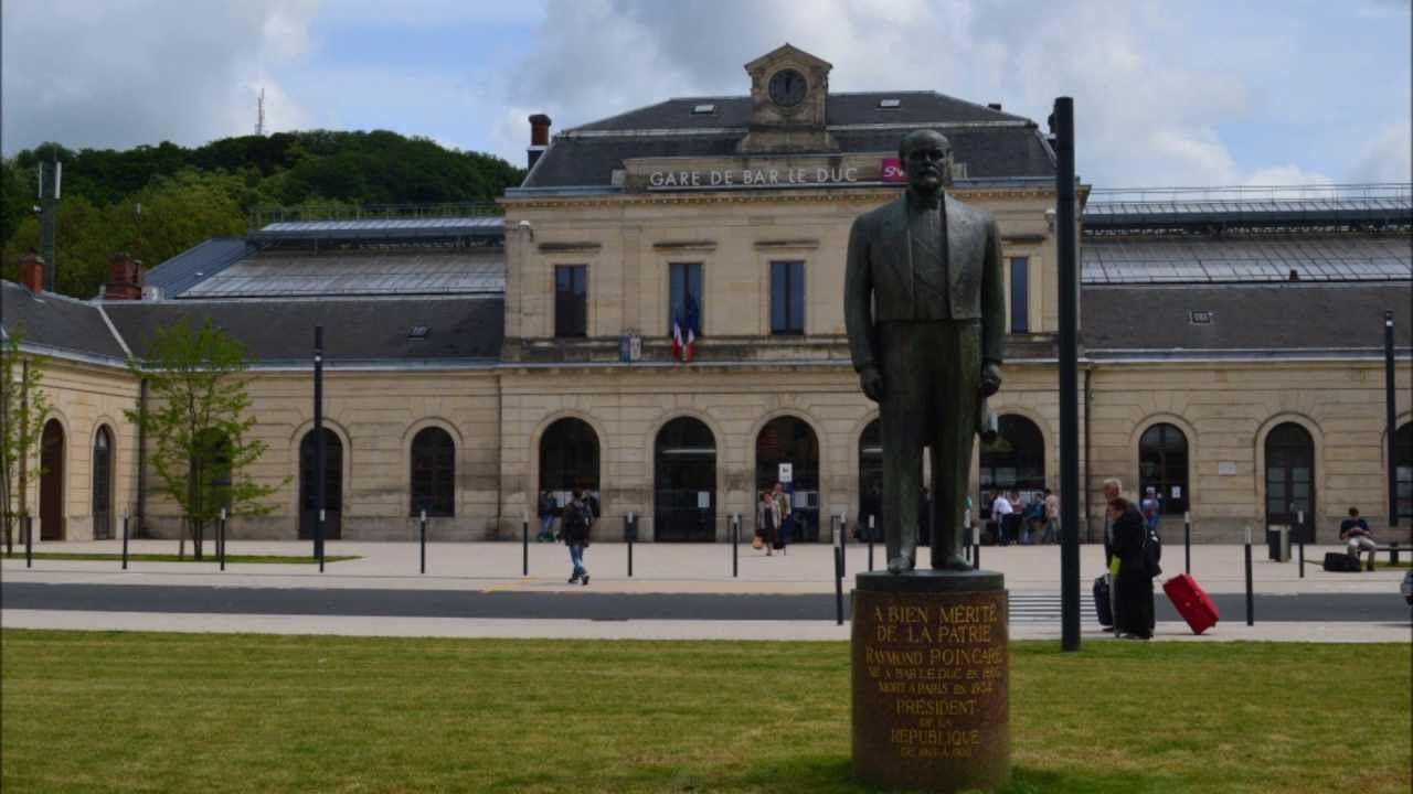 Bar Le Duc  -  visite de Bergère de France, la vieille ville et la confiturerie