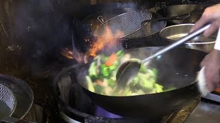 Golden Wok Lounge celebrates 25 years