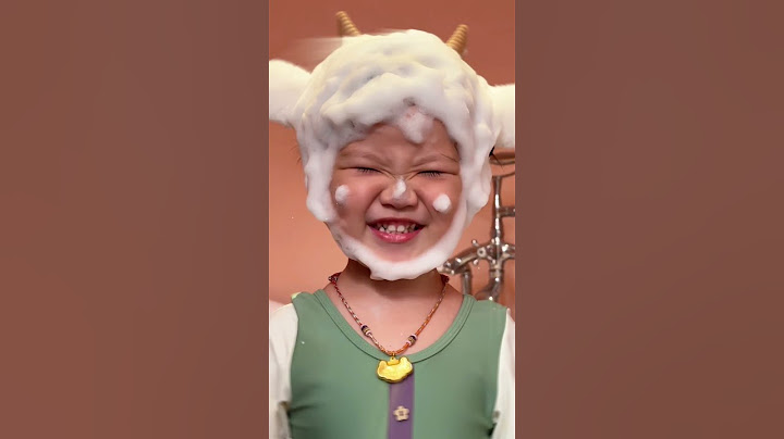 爸爸给儿子洗澡VS给女儿洗澡😂😂😂😂 #人类幼崽 #宝爸带娃 #露兮粑粑 #小小露兮 #内容启发搜索