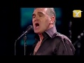Morrissey - I'm throwing my arms around Paris - Festival de Viña del Mar 2012