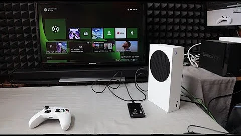 Mohu na konzoli Xbox Series S používat hry z disku?