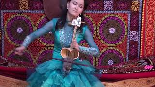 Geleneksel Türk Müzik Aletlerinden Kıl Kopuz