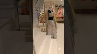 Bombay creation kamla nagar Anuj verma youtuber whatsno 9319102057 kuch display looking lehga my