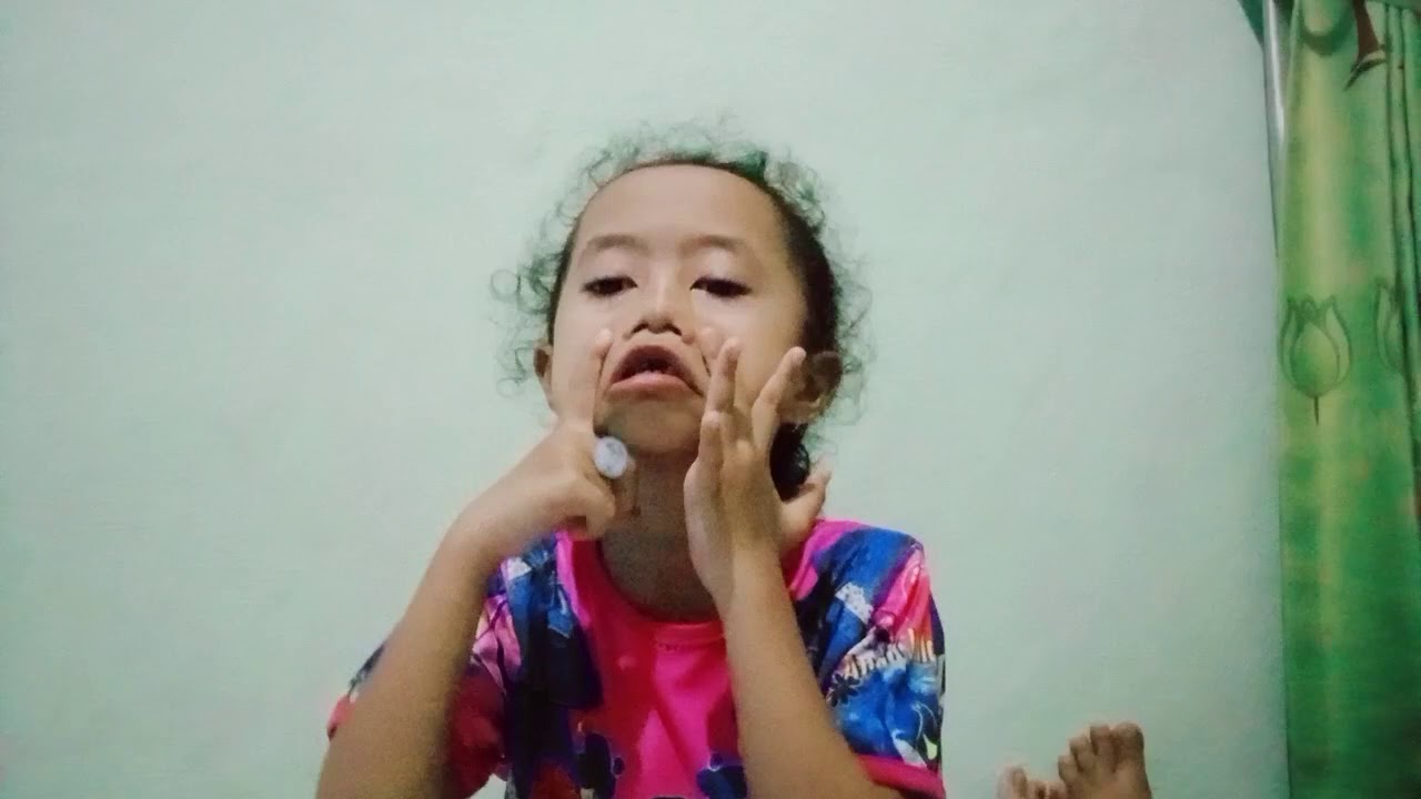 Tutorial make up anak anak 