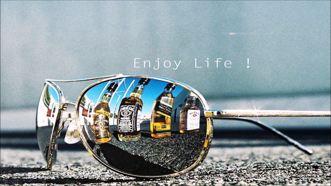 Ras Coco - Enjoy We Life (Soca 2017)