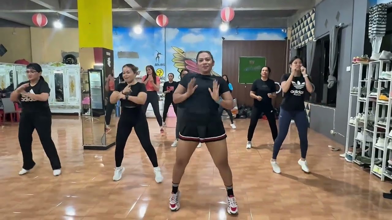SOLEDAD WESLIFE /Zumba/Dance Workout/Leny Studio Kupang 