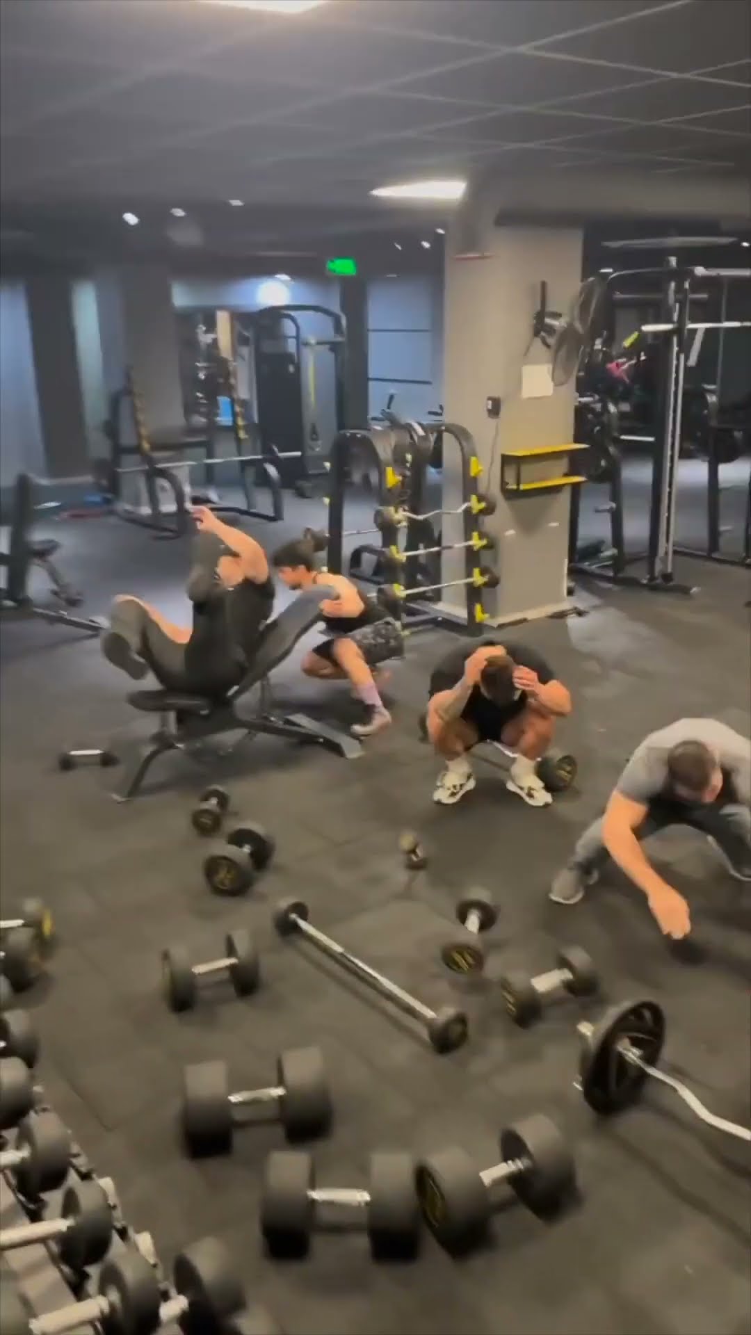 Respect fat people at the gym !! ?