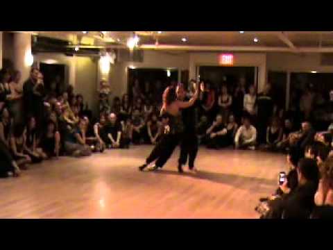 Gustavo Naviera y Giselle Anne performed 5th tango at Dancesport on 2010/11/27
