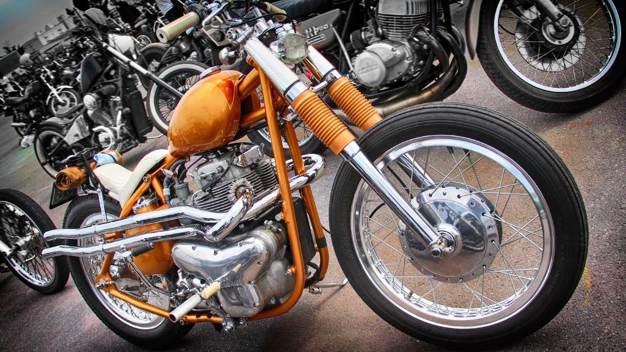 Kawasaki W1 タンク　チョッパー他カスタム素材に KAWASAKI W1S Custom Bike | カワサキ ダブワン - YouTube
