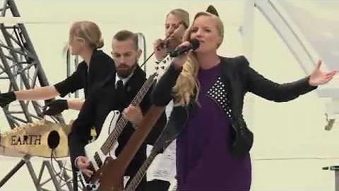 Kerry Ellis Performs - Into the Flow at the Royal ...
