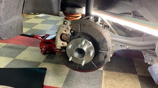 Mazda 5 Rear Bearing Replacement 2009 ”the struggle is real” #mazda