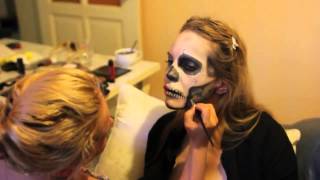 Julia Vang: In Death We Trust by Aleona Sazonova PEPPER ART GROUP Backstage by @nimoff