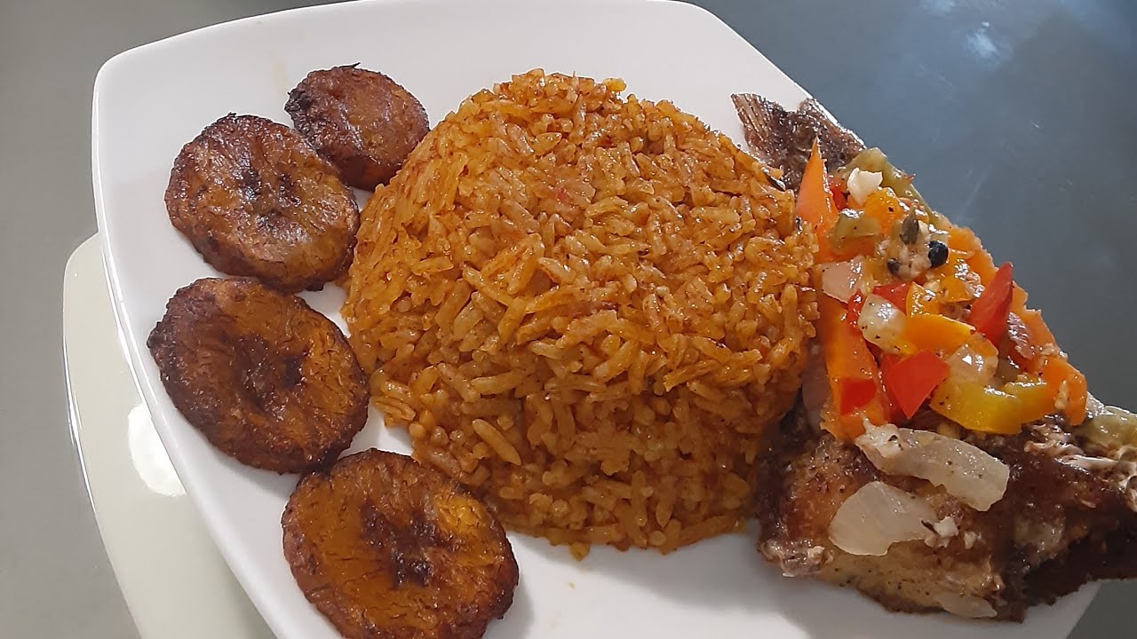 How to make Jollof Rice with escovitch fish made by Jamaican!!!! YouTube