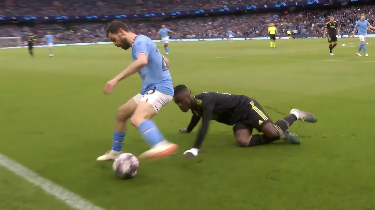 Bernardo Silva Make Eduardo Camavinga Look Like a JOKE