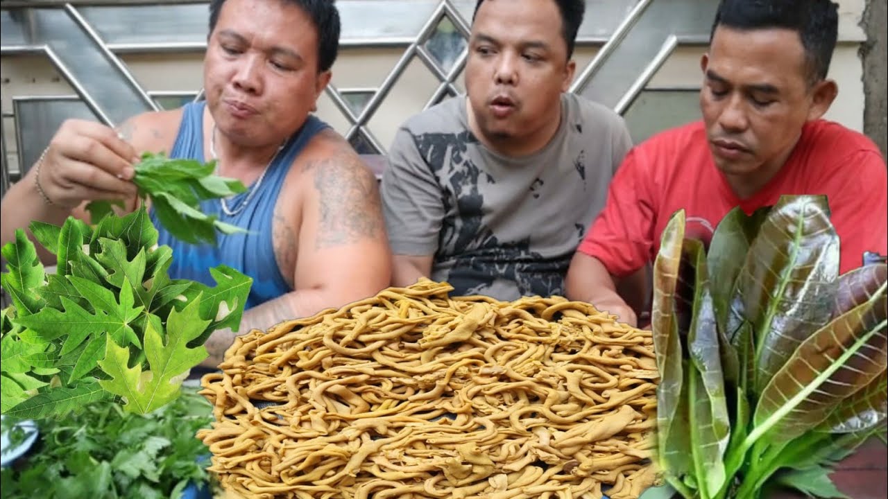 USUS KADAL RICA RICA..LALAPAN DAUN PEPAYA DAUN MEDE DAUN SELEDRI MENTAH