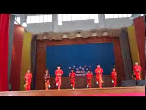 安宁华小-新春联欢会-灯笼舞蹈