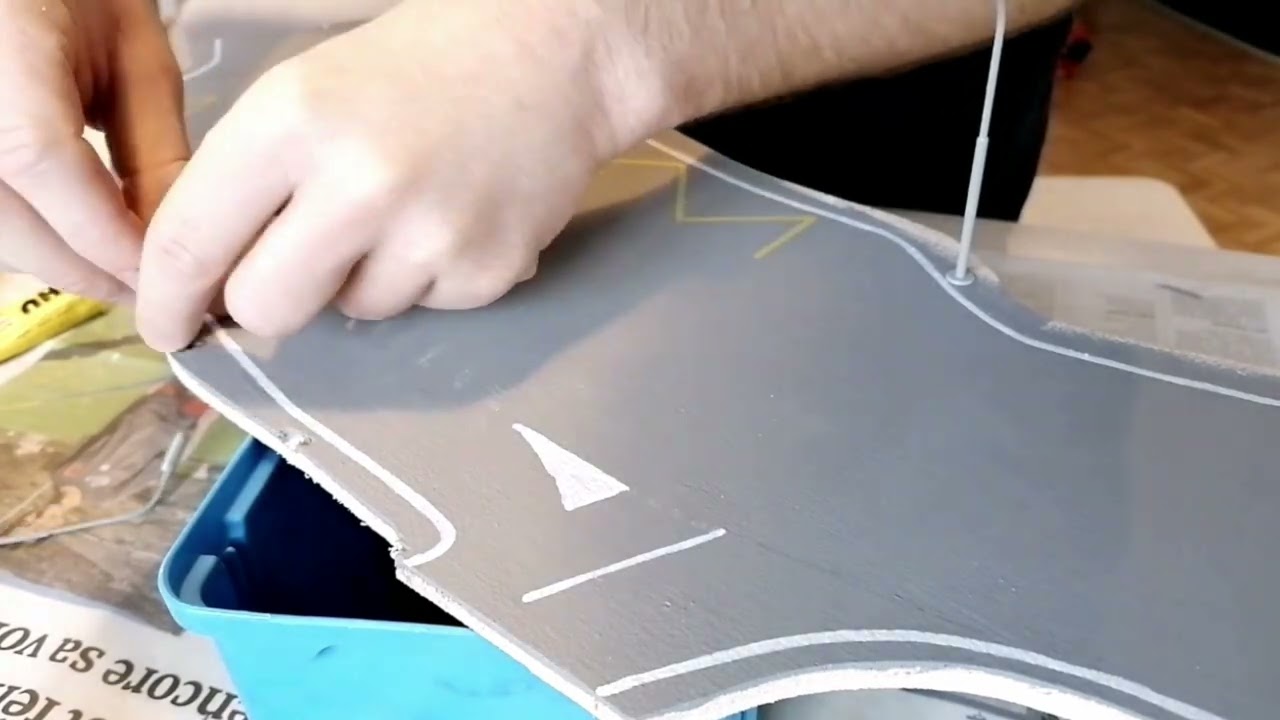 Construction d'un petit bout de route en HO