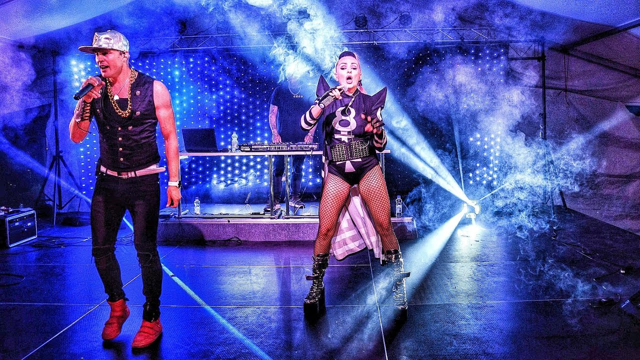 Chorale feat. Päivi Lepistö - Suomidancee (Live retromiitti Porin ...