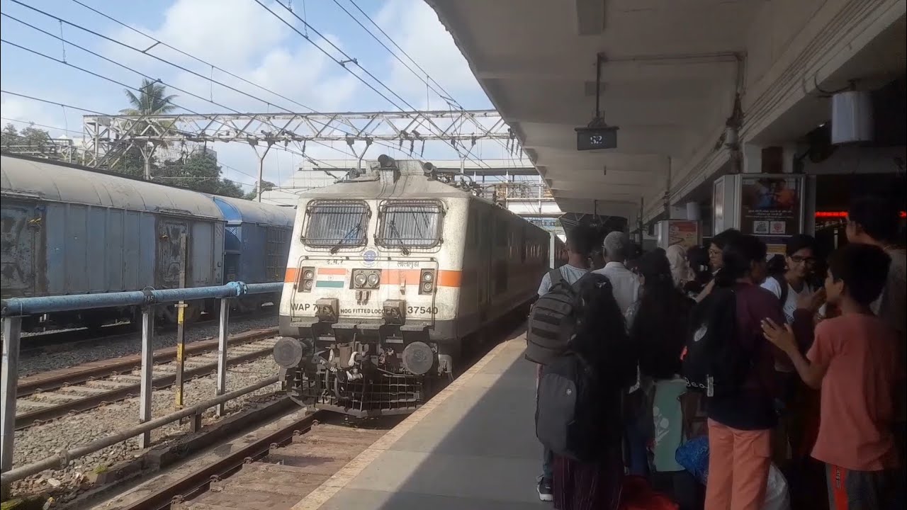 Pune To Surat Best Route By Train... Khandeshi Tourist And Foods