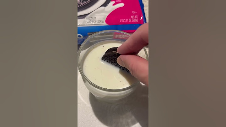 Oreos Dipped in Milk 🥛🍪 Almost as good as Chips Ahoy Chocolate Chip Cookies & milk