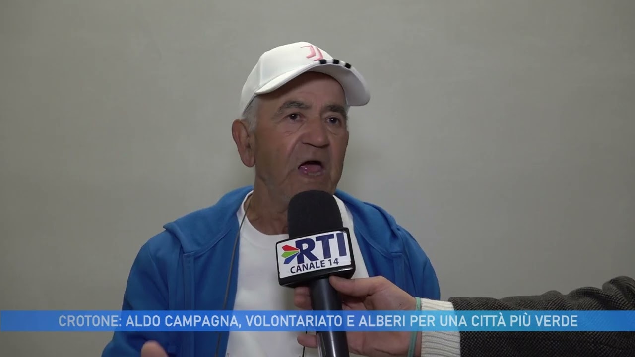 CROTONE  ALDO CAMPAGNA  VOLONTARIATO E ALBERI PER UNA CITTA PIU VERDE