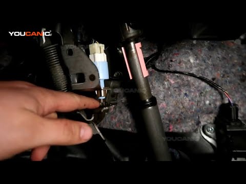 2013-2018 Toyota Rav4 – Brake Light Switch Replacement
