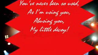 Decoy  Paramoe Lyrics