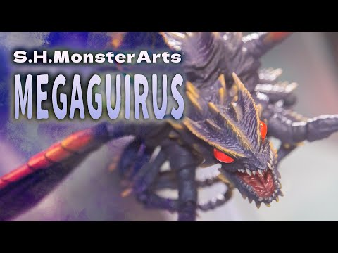 S.H.MonsterArts メガギラス エボリューションセット display - YouTube