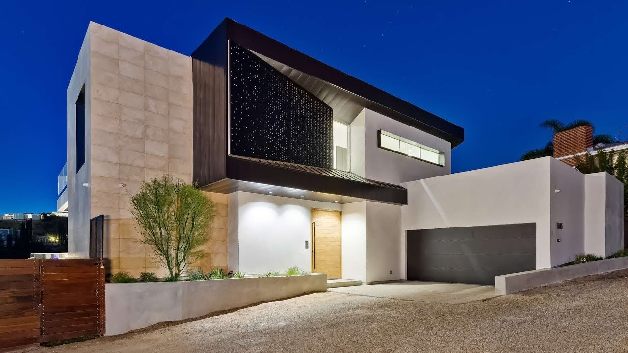 ⁣$5,800,000! Brand new Masterpiece in West Hollywood offers unobstructed city and canyon views