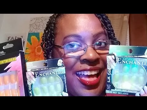 ASMR: CHEWING, CRACKING GUM, WHISPERING, APPLYING NAILS, TAPPING...By