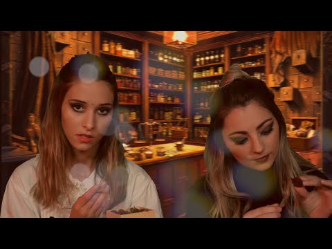 ASMR FRANÇAIS - Deux sorcières vendeuses te présentent leurs produits (W/ Roxane ASMR)