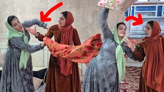 Two women fighting over a man🙆🏻‍♂️💃 screenshot 3