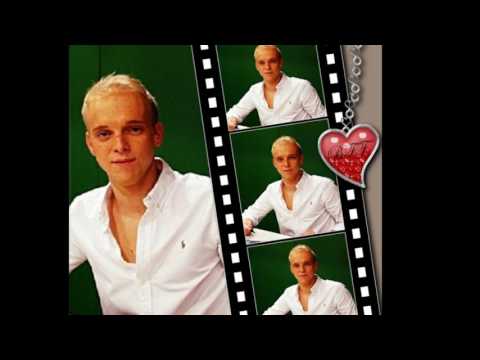 SANDRO -Sag einfach ja
