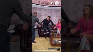 Fernando Colunga … siempre encantador 🥰