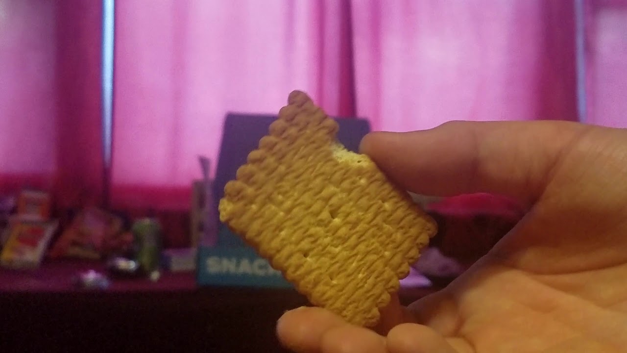Family Table: Snack Crate. FRANCE