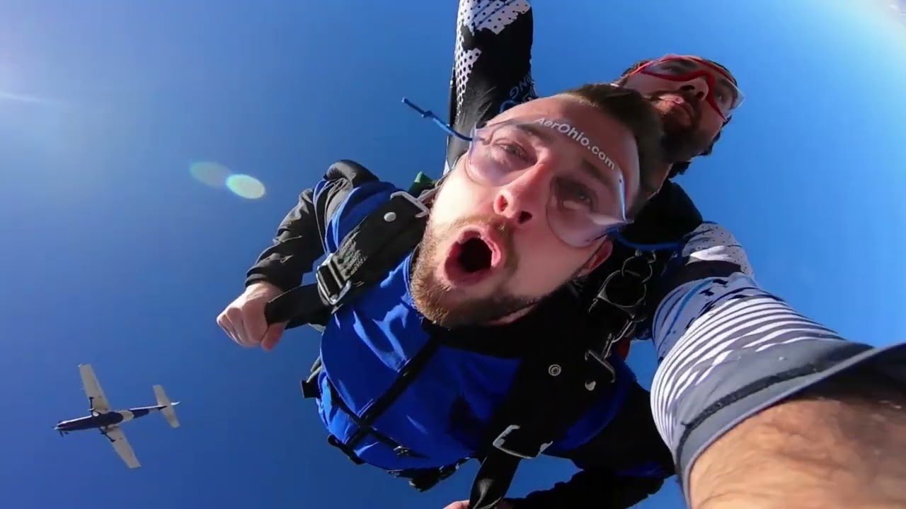 Tandem Skydiving in Ashland, Ohio