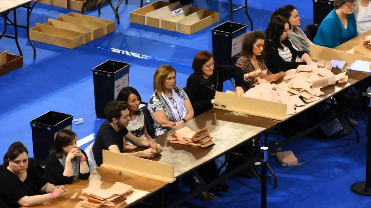 Time lapse during the Scottish Parliament election - Glasgow count.