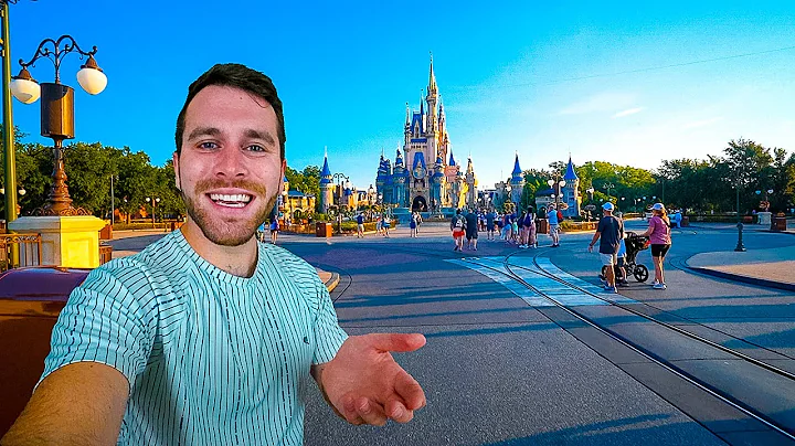 An UNREAL EMPTY Morning At The Magic Kingdom,  It'...