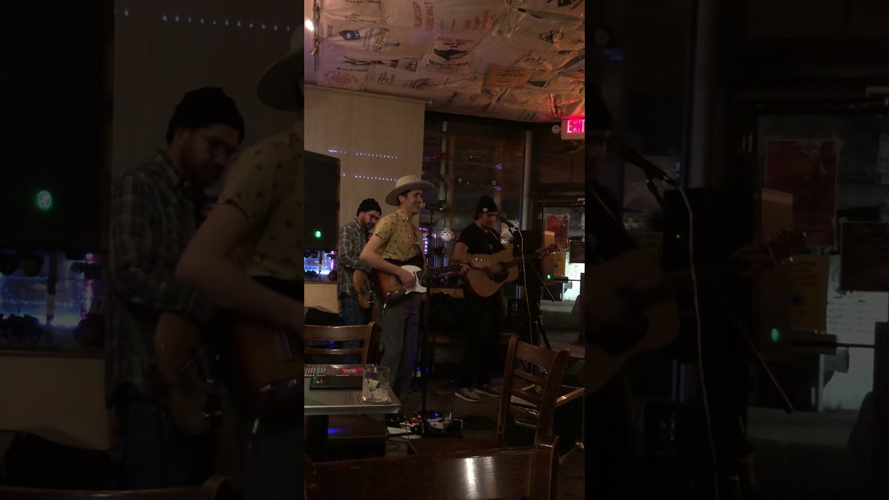 JD Nash and the Rash of Cash - Killin Time (Clint Black Cover) live at Tractor Brewing Albuquerque