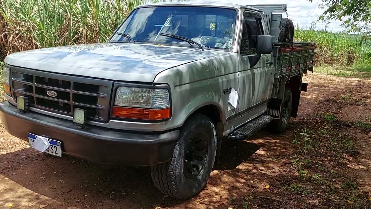 F1000 Ano 1997 com Motor Hsd 2.5 Turbo Diesel interculer