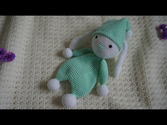 Doudou en crochet lapin Brique