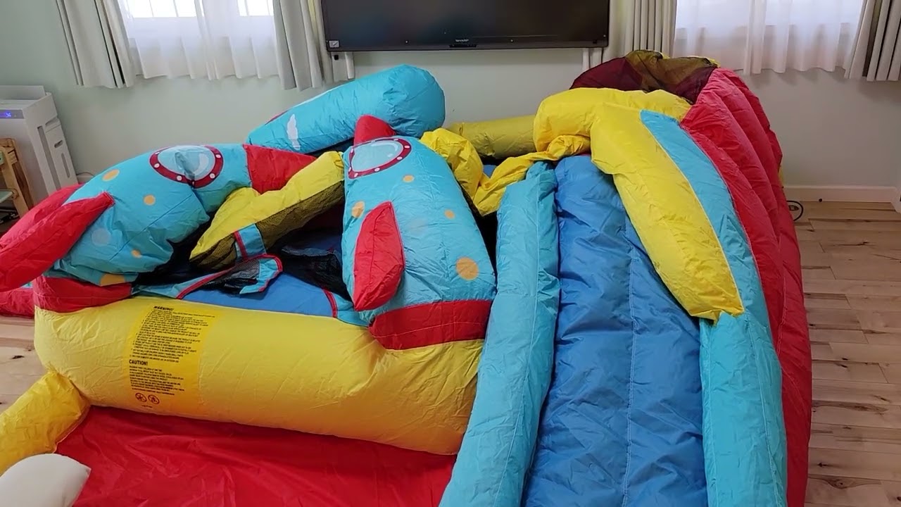 家庭用ふわふわエアー遊具を膨らませる時のブロワーの音はどれくらい？