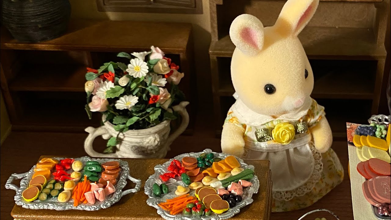 Unboxing Dollhouse Miniatures - Sylvanian Families, Calico Critters