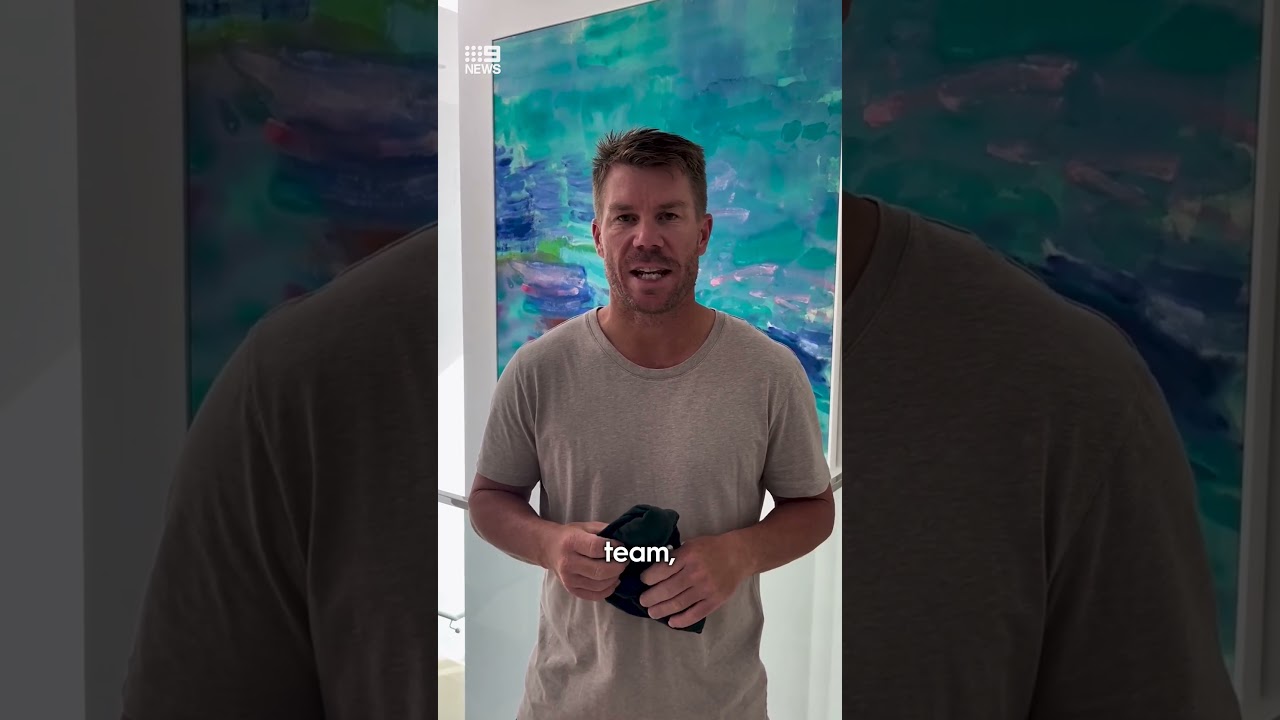 David Warner reunited with baggy greens