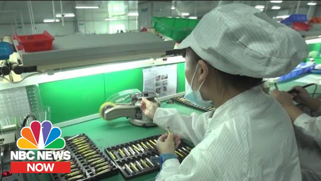 Lung Issues Could Be Linked To Where Vaping Devices Are Made | NBC News Now