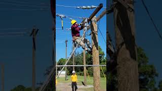 changing out dead-end insulator