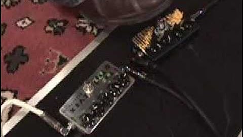 Zvex Woolly Mammoth bass Fuzz vs. Vexter Fuzz Factory pedal